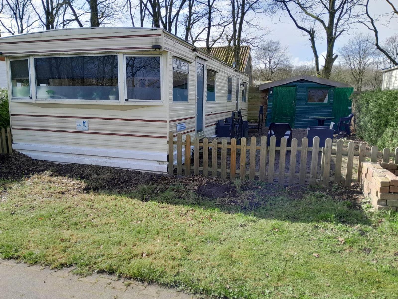 Chalet 14 Met Airco Familiecamping De Tien Heugten Schoonloo Drenthe Dış mekan fotoğraf